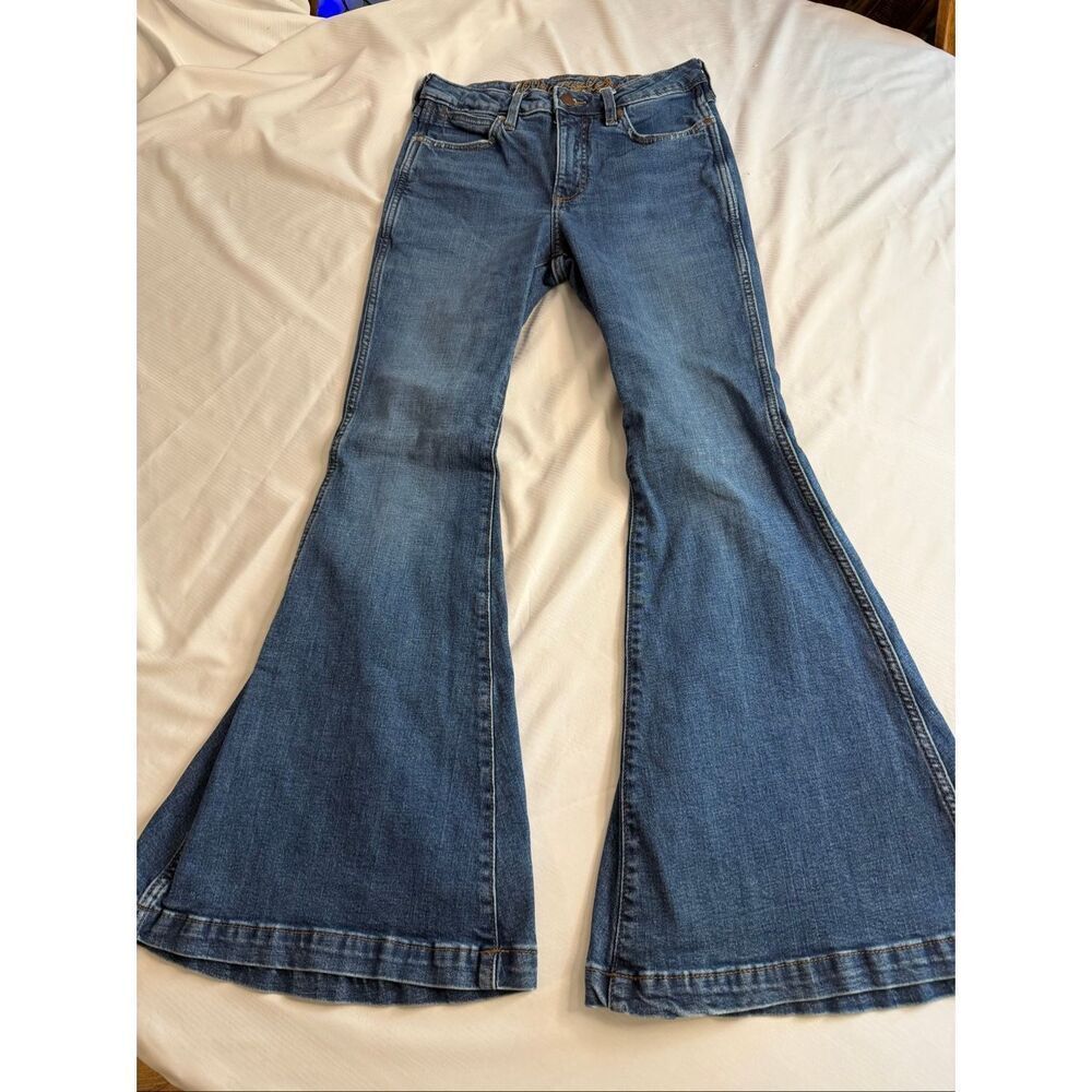 Wrangler Bell Bottom High Rise Flare Denim Jeans Size 27 X 30